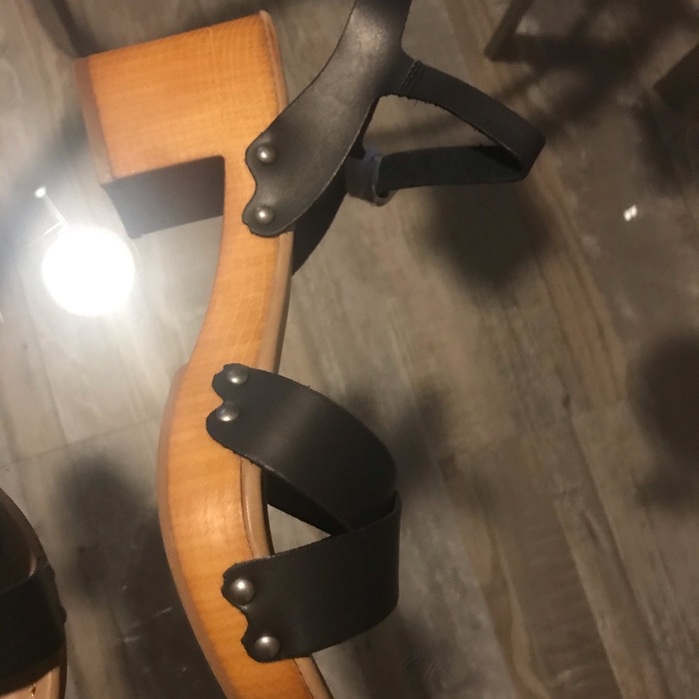 Shoes Sandals
